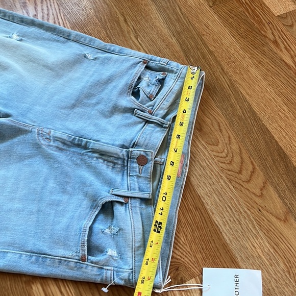 NWT MOTHER The Weekender Jeans in Free Hugs Size 32 - Picture 7 of 15
